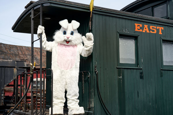 easter bunny on rail wagon